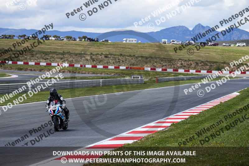 cadwell no limits trackday;cadwell park;cadwell park photographs;cadwell trackday photographs;enduro digital images;event digital images;eventdigitalimages;navarra;no limits trackdays;peter wileman photography;racing digital images;trackday digital images;trackday photos